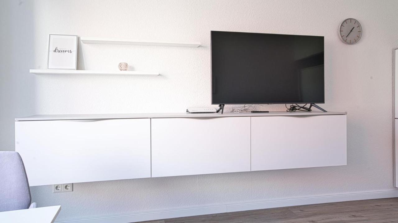 Seepferdchen - Kuscheliges Apartment Mit Meerblick-Balkon Вангероге Екстериор снимка