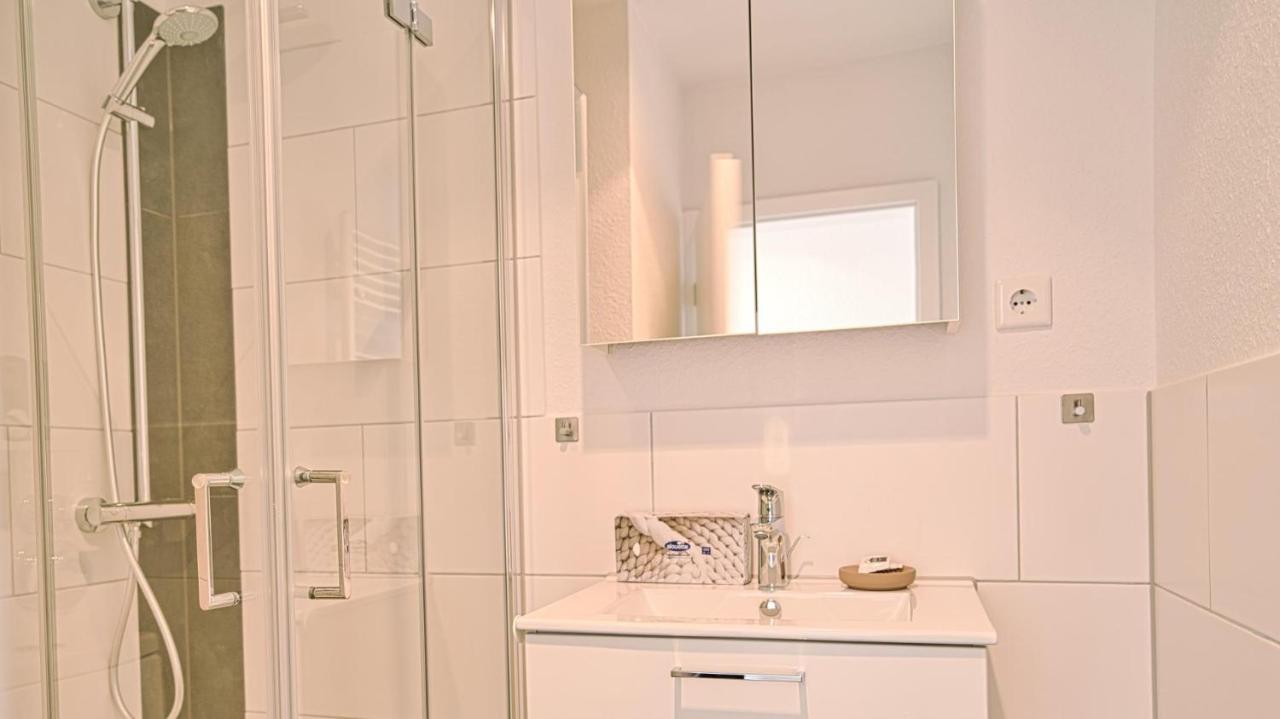 Seepferdchen - Kuscheliges Apartment Mit Meerblick-Balkon Вангероге Екстериор снимка