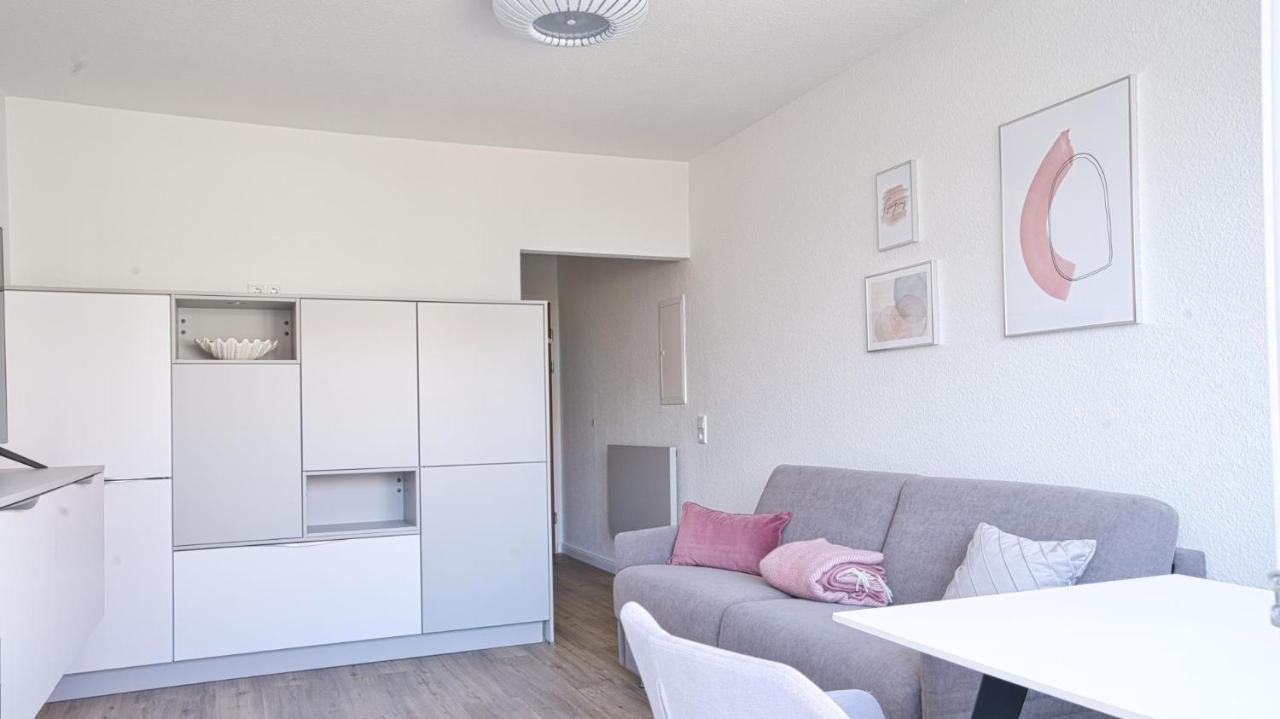 Seepferdchen - Kuscheliges Apartment Mit Meerblick-Balkon Вангероге Екстериор снимка